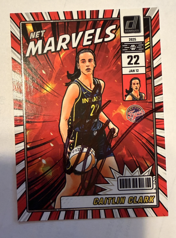 Caitlin Clark Autographed CARD