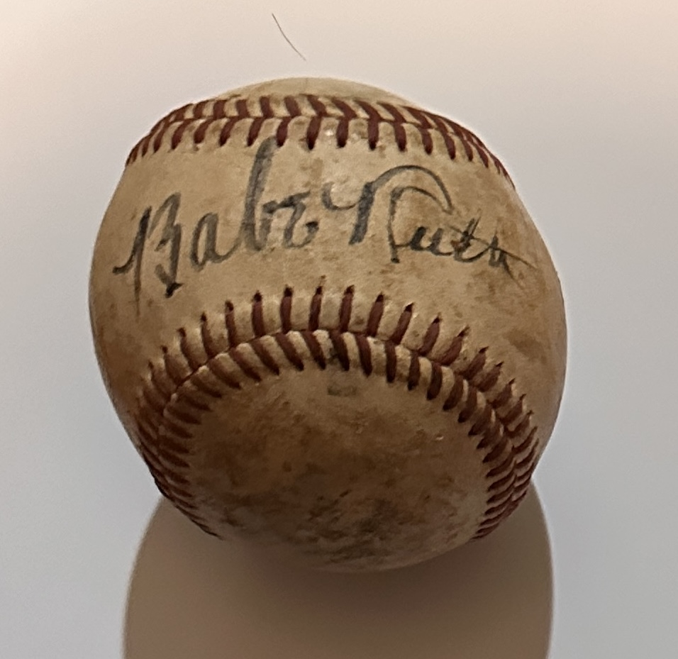 Babe Ruth Autographed Single Signed Baseball with coa
