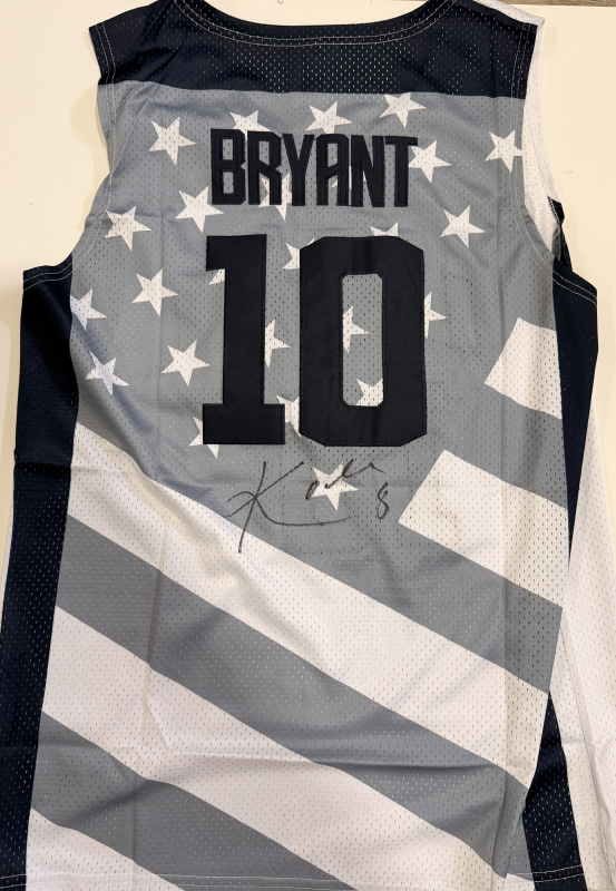 Kobe Bryant Autographed Jersey coa