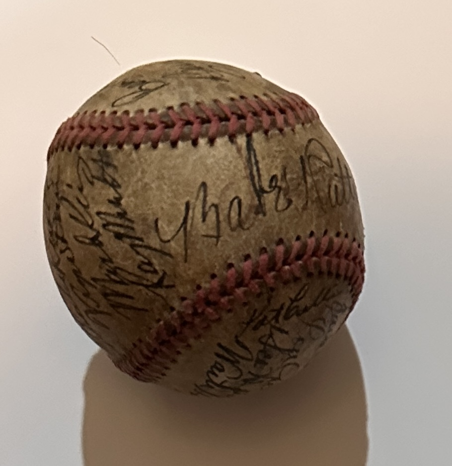 1927 Yankees Autographed Team Signed Baseball RUTH 