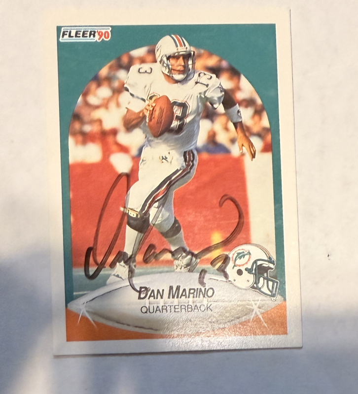 Dan Marino Autographed Card