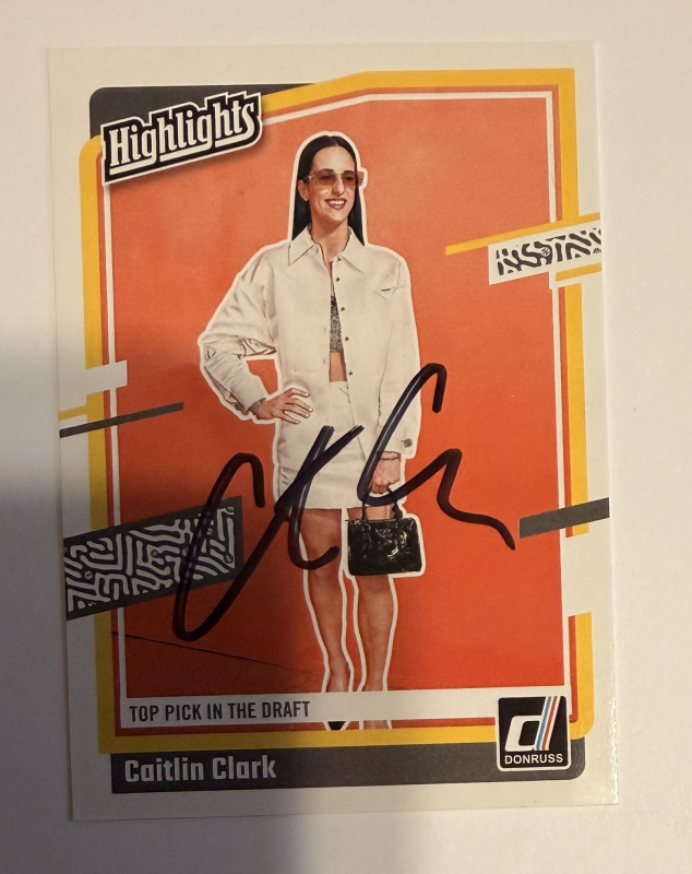 Caitlin Clark Autographed Card 