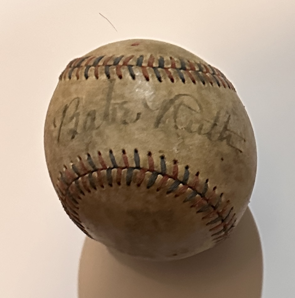Babe Ruth Autographed Single Signed Baseball with coa
