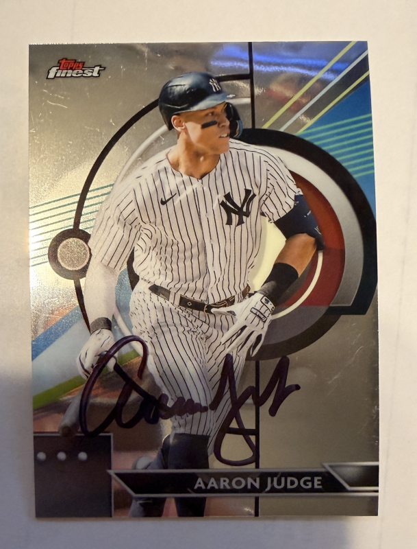 Aaron Judge Autographed CARD