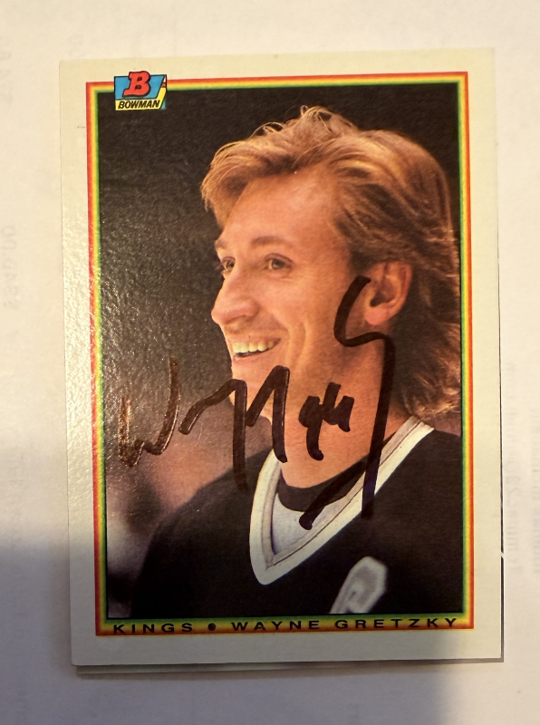 Wayne Gretzky Autographed CARD