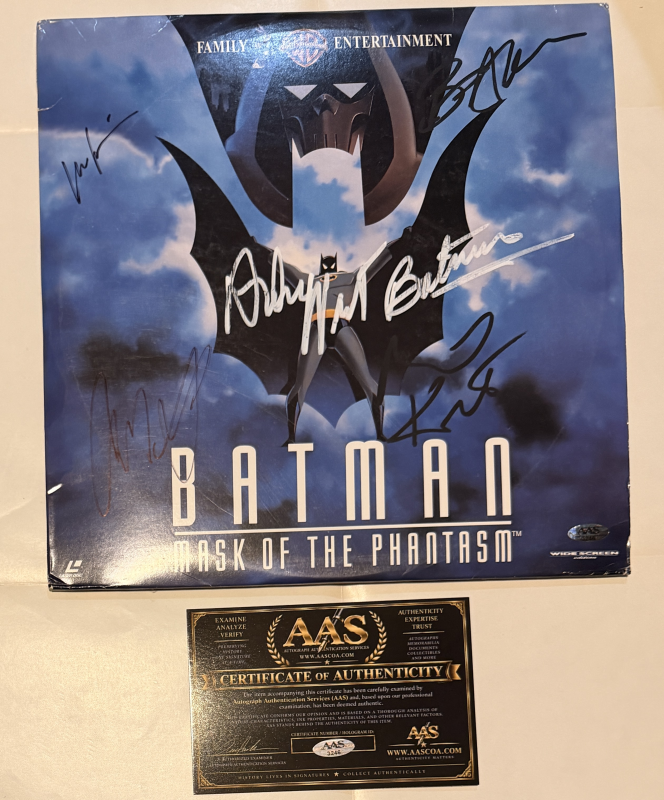 Batman Autographed Album KILMER WEST KEATON AFFLECK