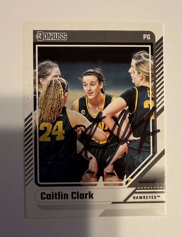 Caitlin Clark Autographed Card 