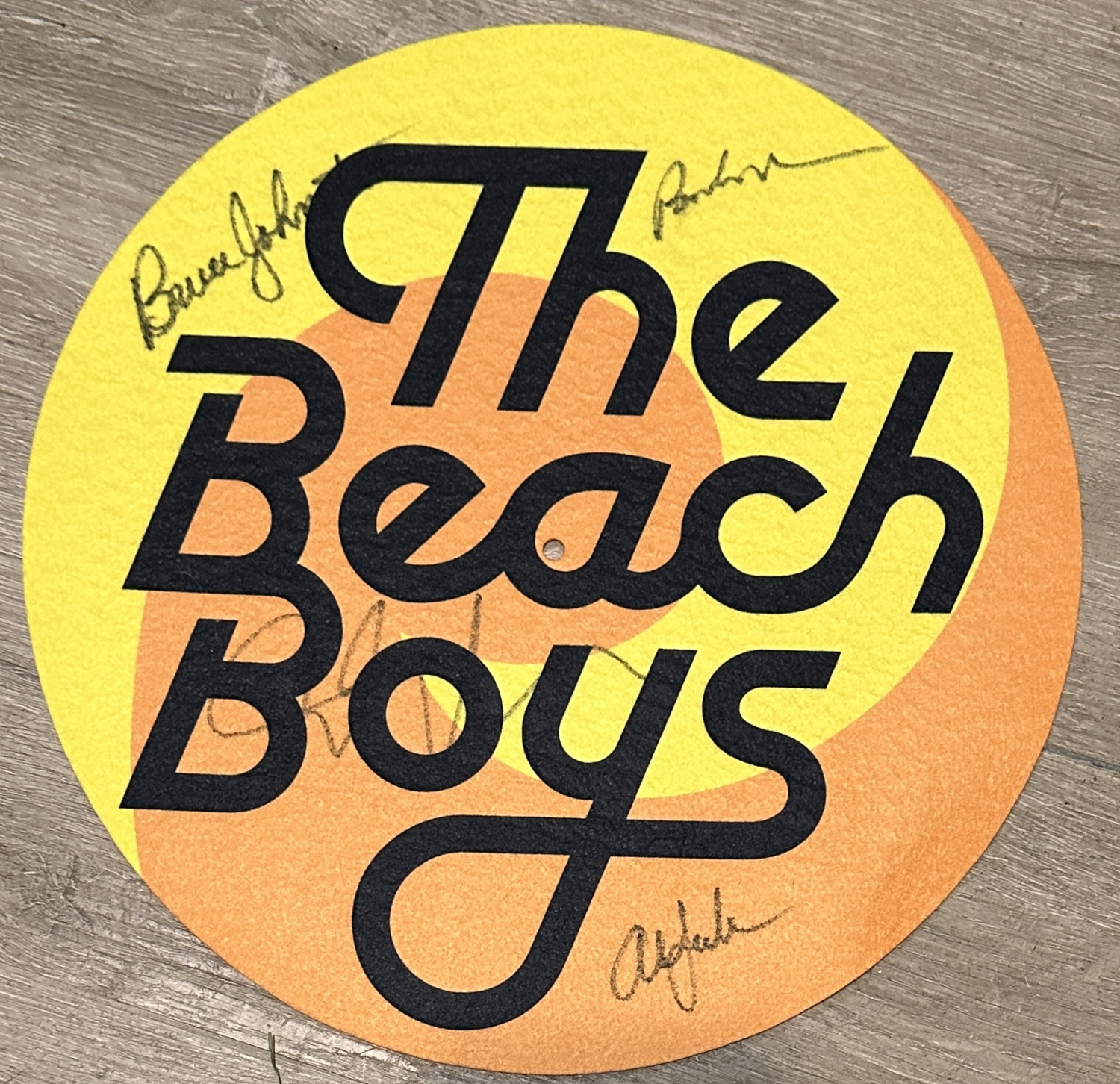 The BEACH BOYS Autographed Record Insert BRIAN MIKE AL BRUCE