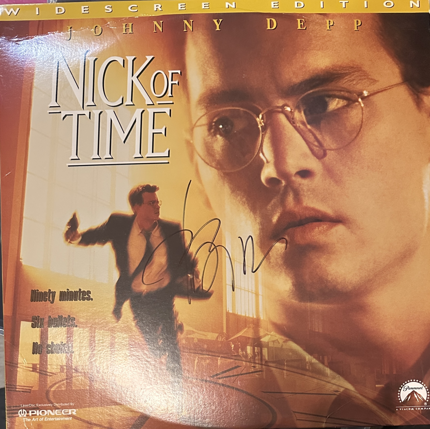 Johnny Depp Autographed ALBUM 