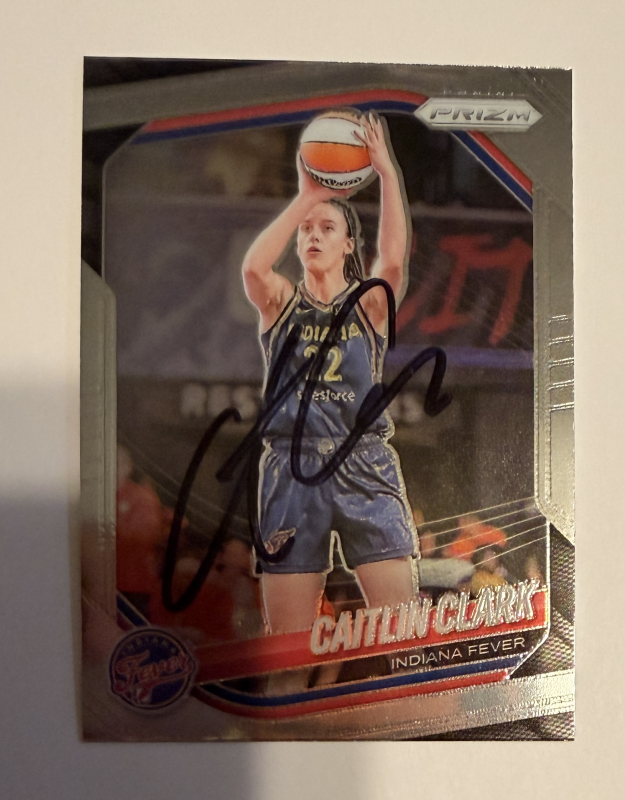 Caitlin Clark Autographed Card 